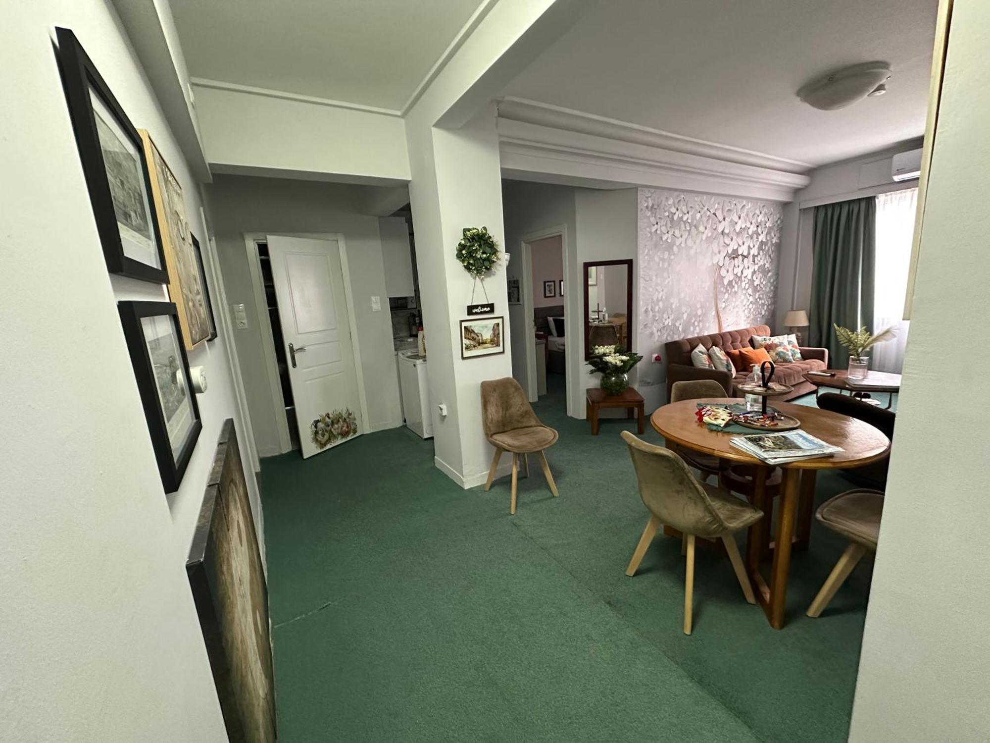 Pnoe D'Athenes Apartment Exterior photo